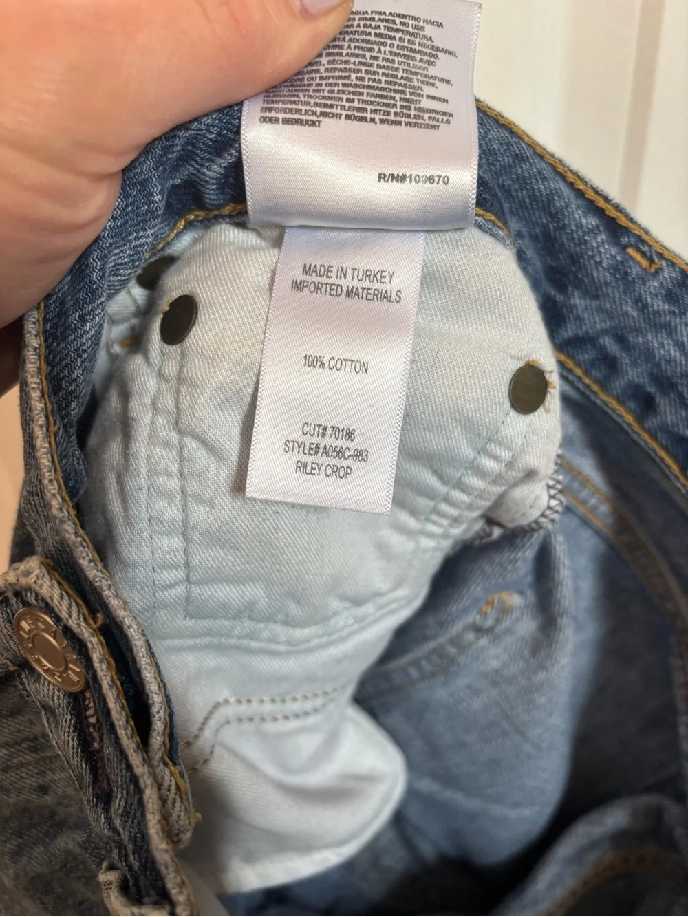 Agolde denim shorts size 26